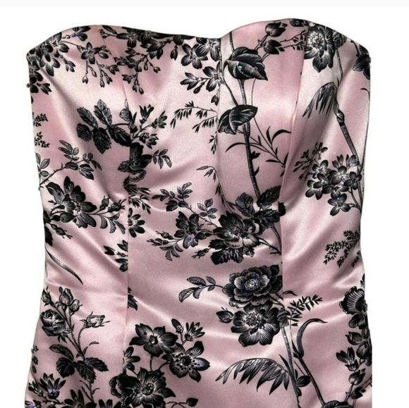 Tiffany Designs Satin Blush Floral Strapless Mermaid Formal Gown Sequins Size 8 - Picture 6 of 15